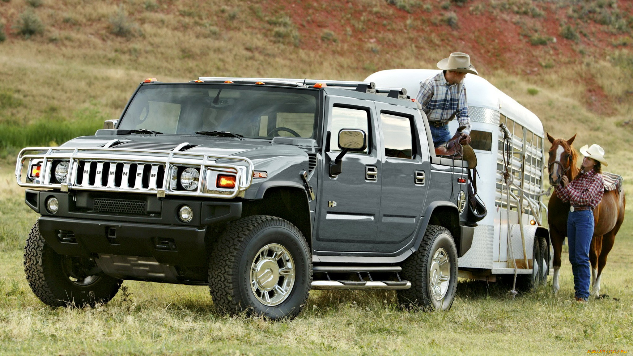 Машина Hummer h2